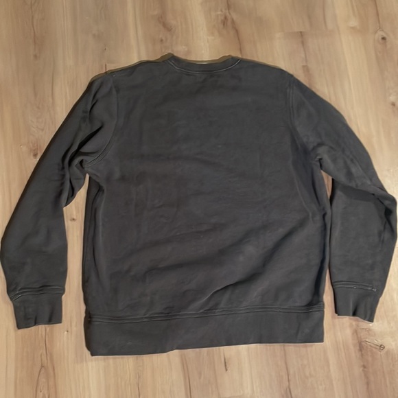 Nike Track and Field Gray Crewneck Sweat-shirt. Size XXL. Good condition! - Picture 6 of 6